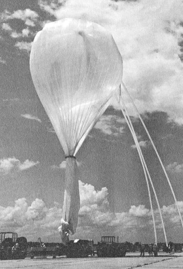 The launch balloon of the dual-balloon Stratoscope II system, during inflation at Hope, Arkansas, before its fourth test flight on 2 July. (Image: National Science Foundation)