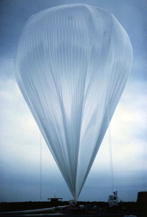 The balloon fully inflated waiting for release (Image: Alan Labrador)