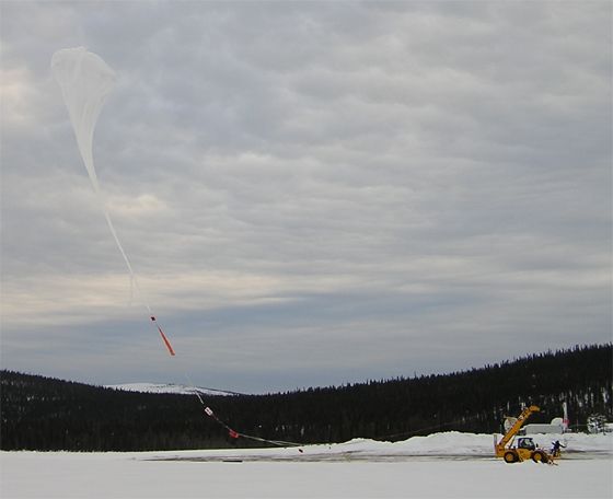 The balloon is released and moves fordward to the launch vehicle