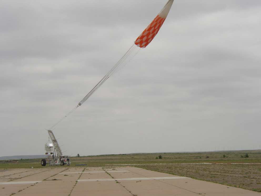 The balloon is released and advances to the launch vehicle to pickup the gondola