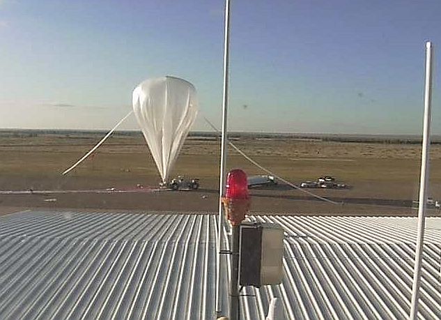 View of the near complete inflation process using the webcam at Fort Sumner (Image: StratoCat)
