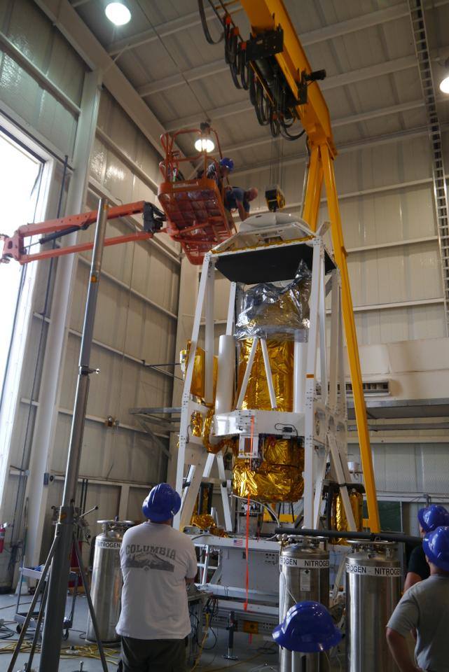 Preparing the BRRISON gondola inside the High Bay building at Fort Sumner, New Mexico (picture: BRRISON team)