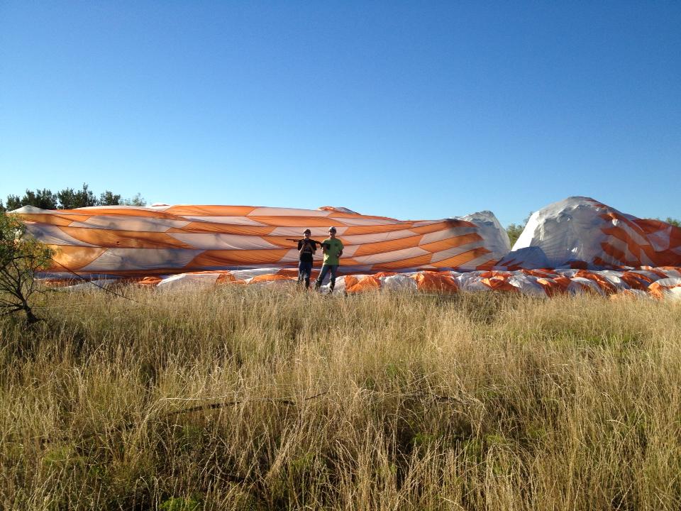 The parachute after landing (picture by Wade Gordon Hagler)