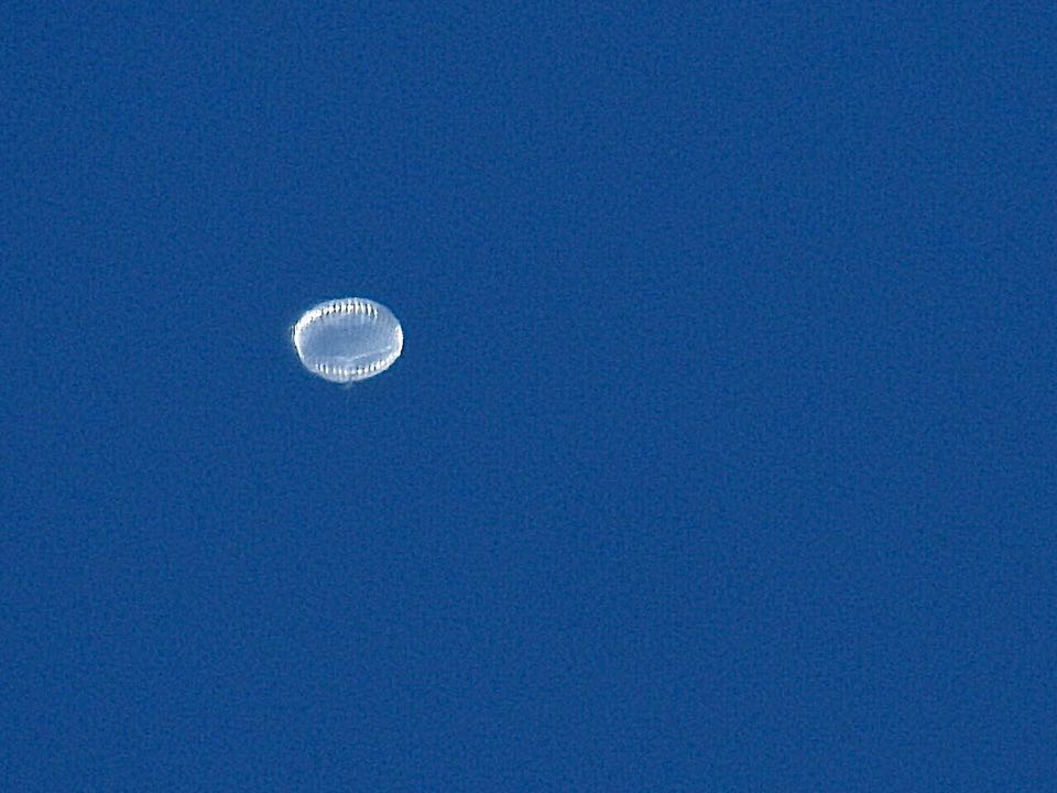 Image of LN-129 above St. Vincent & Granadines on March 28 (Picture by Adam Gravel)