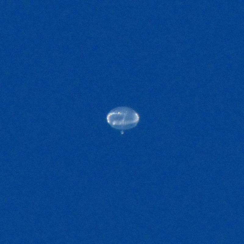 Image of HBAL187 obtained by Hervé Douris while it was floating with three more balloons 40 km north of Reunion Island on the evening of July 6, 2020.