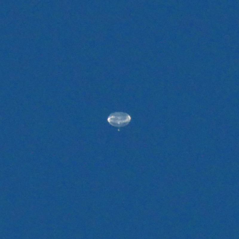 Image of HBAL190 obtained by Hervé Douris while it was floating with three more balloons 40 km north of Reunion Island on the evening of July 6, 2020.